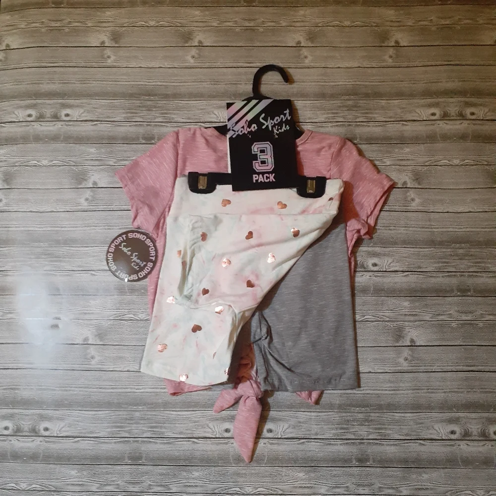 *NWT* 10/$40 Soho Sports Kids 3pc. Outfit